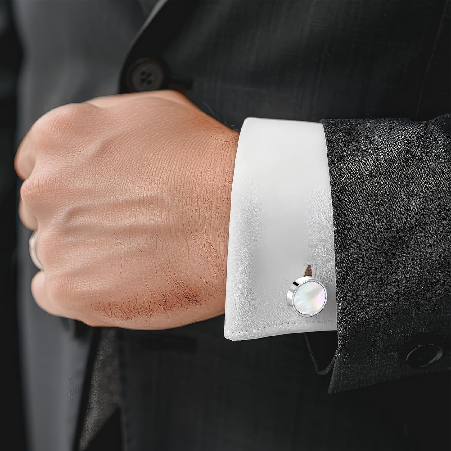 Classic Black Cufflinks for Me - Men'S Grooming 评论和价格