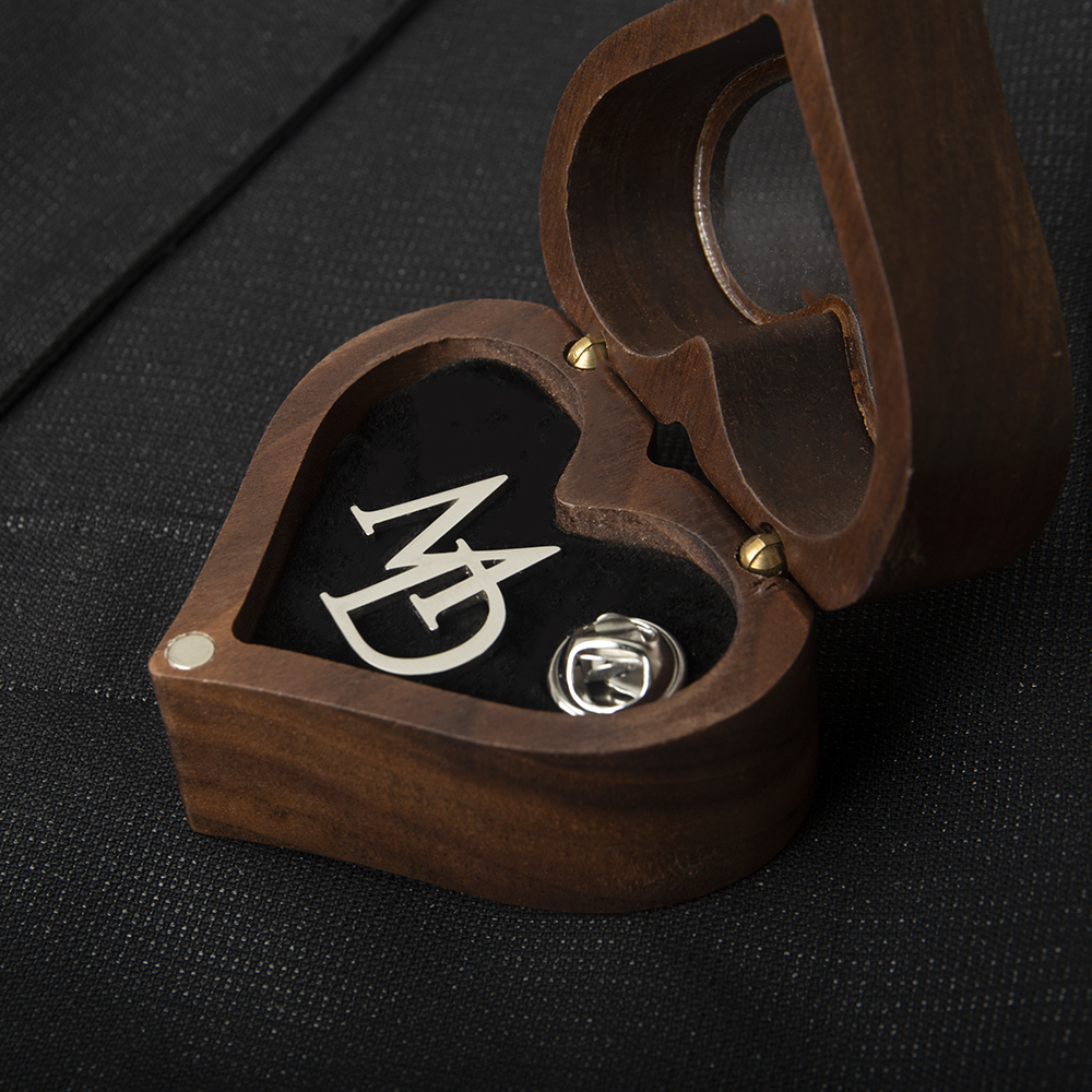 Tangula Custom Initials Brooch - Men'S Grooming 评论和价格